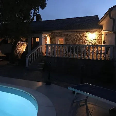 Amazing,full Privacy With Swimming Pool L & Hot Tub Villa