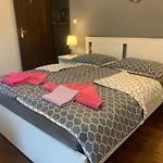 Amazing,full Privacy With Swimming Pool L & Hot Tub *