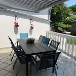 Amazing,full Privacy With Swimming Pool L & Hot Tub