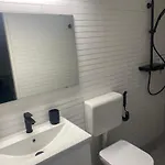 Amazing,full Privacy With Swimming Pool L & Hot Tub *