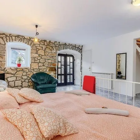 Amazing,full Privacy With Swimming Pool L & Hot Tub *