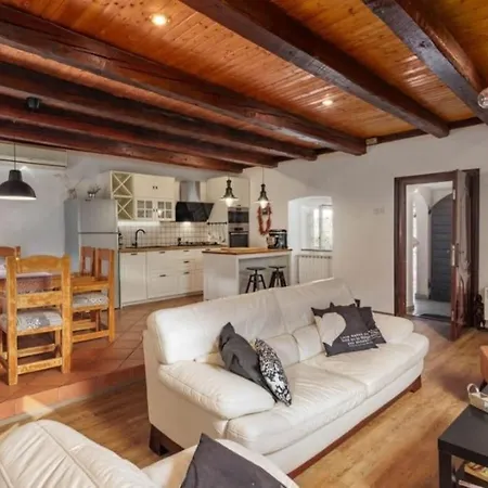 Amazing,full Privacy With Swimming Pool L & Hot Tub Villa Praputnjak