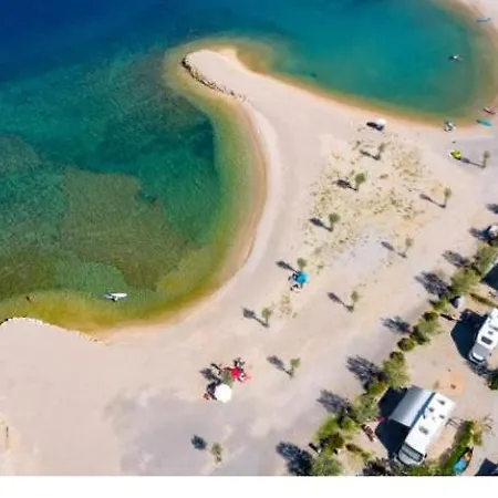 Amazing,full Privacy With Swimming Pool L & Hot Tub Praputnjak