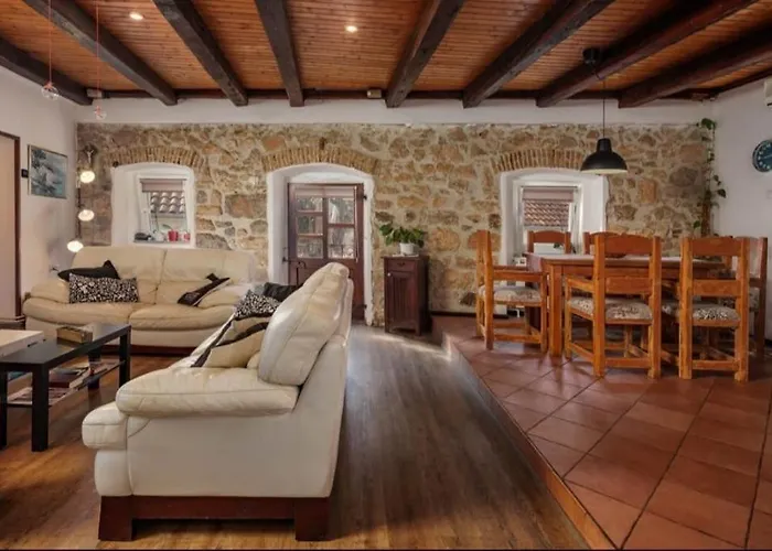 Amazing,full Privacy With Swimming Pool L & Hot Tub *