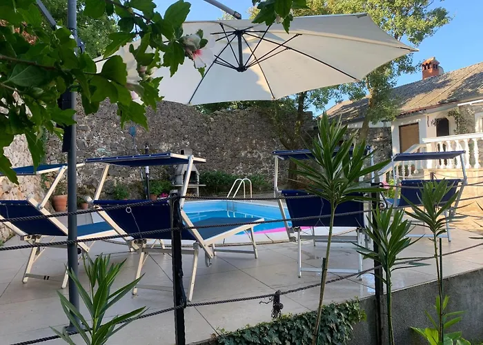 Amazing,full Privacy With Swimming Pool L & Hot Tub * Praputnjak